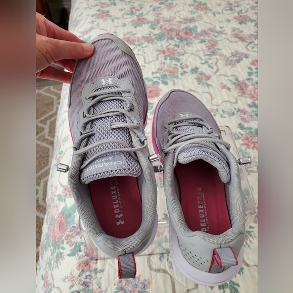 Under Armour Charged Assert womens leather sneakers size 8 1/2 FREE SHIPPING - Picture 4 of 11